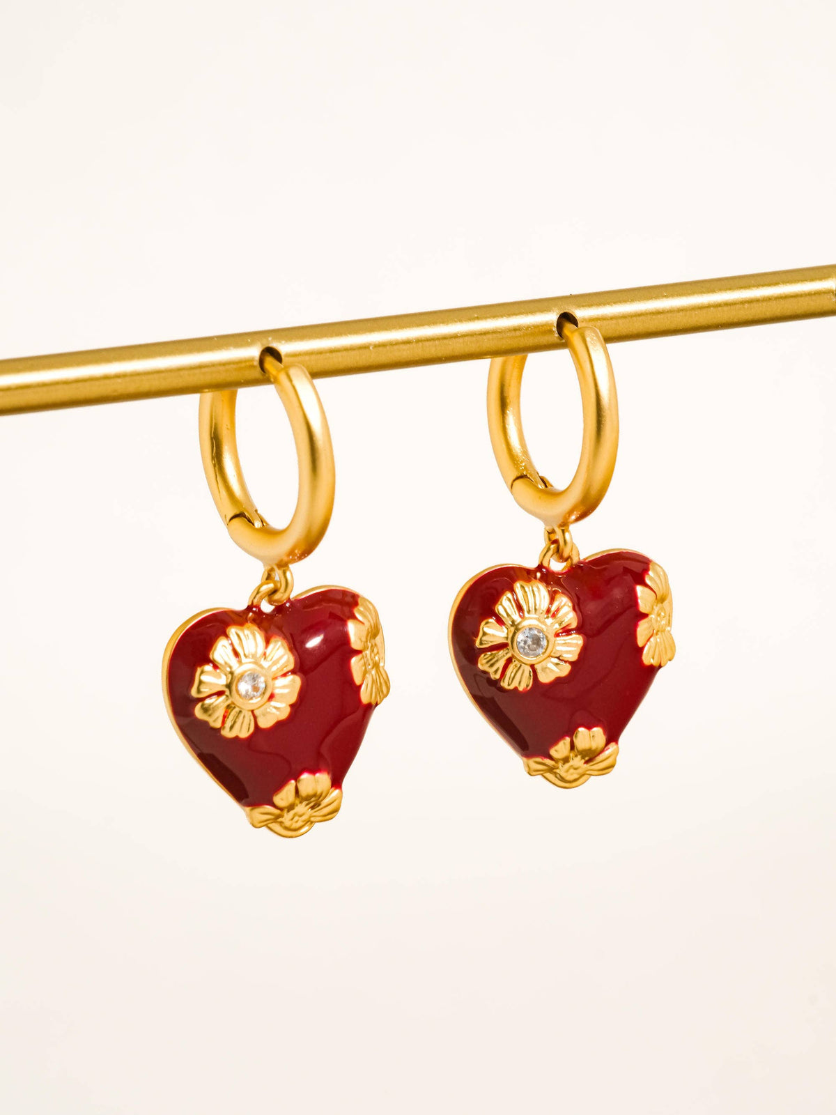 Bea 18K Gold Vintage Floral Heart Earrings