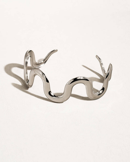 Félix 18K Gold Non-Tarnish Wavy Bold Statement Bracelet