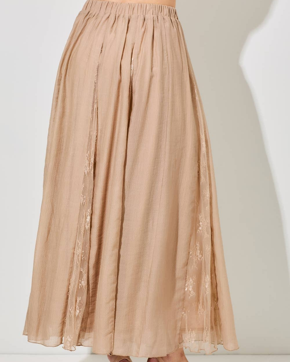 PRINTED FLORAL SHEER MAXI SKIRT