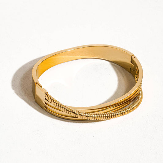 Yuna 18K Gold Non-Tarnish Chain Bangle Bracelet