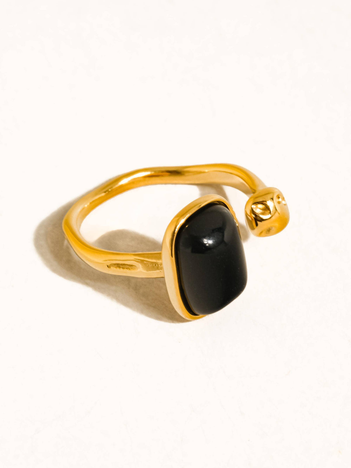 Estrella 18K Gold Non-Tarnish Black Stone Ring