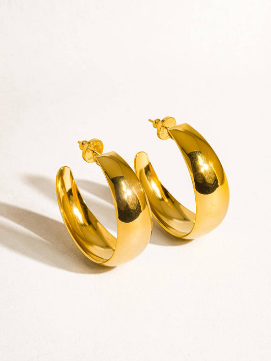 Romée 18K Gold Non-Tarnish Classic C Hoop Earring