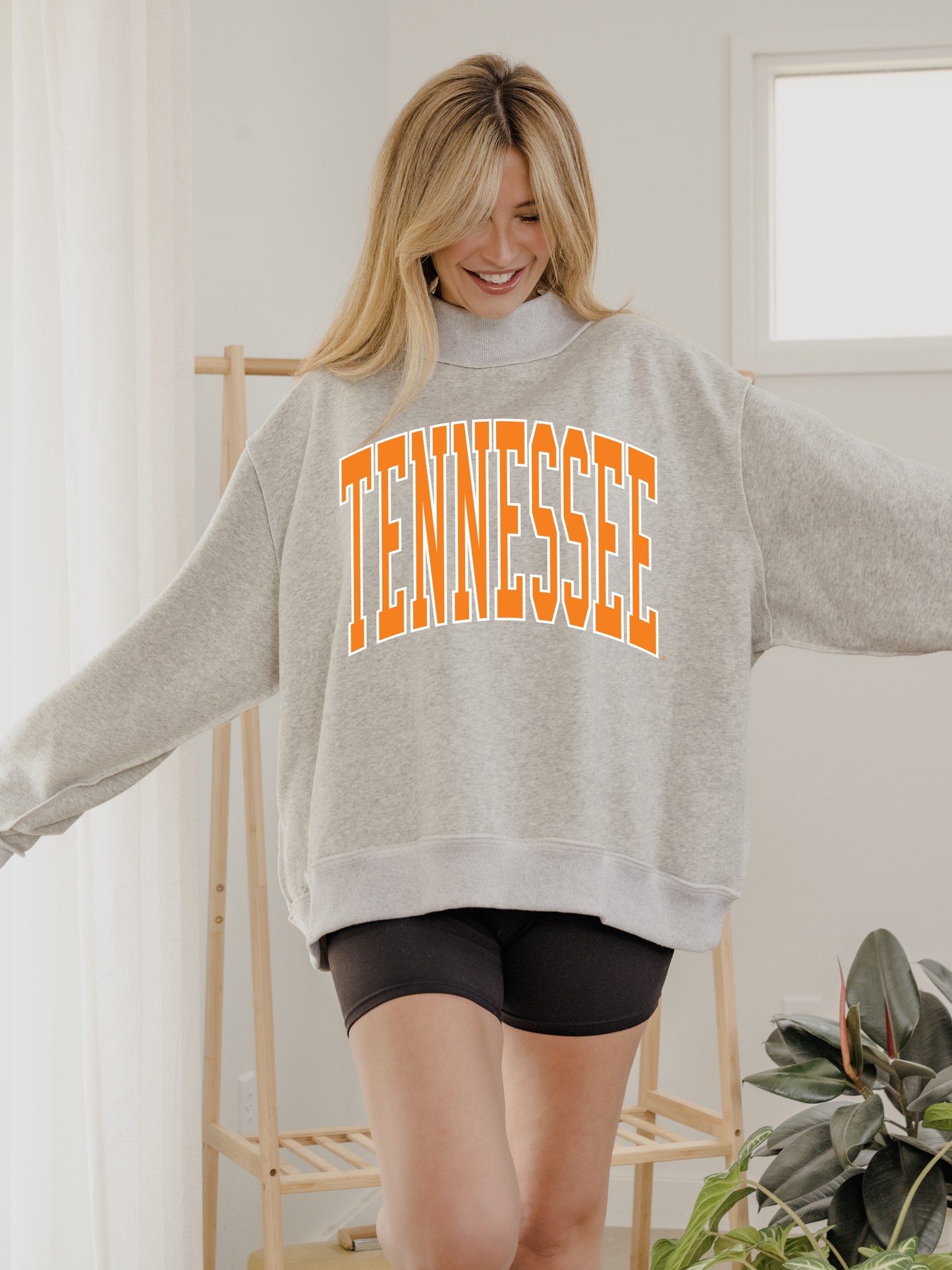 Tennessee Vols Gray Reversible Mock Neck