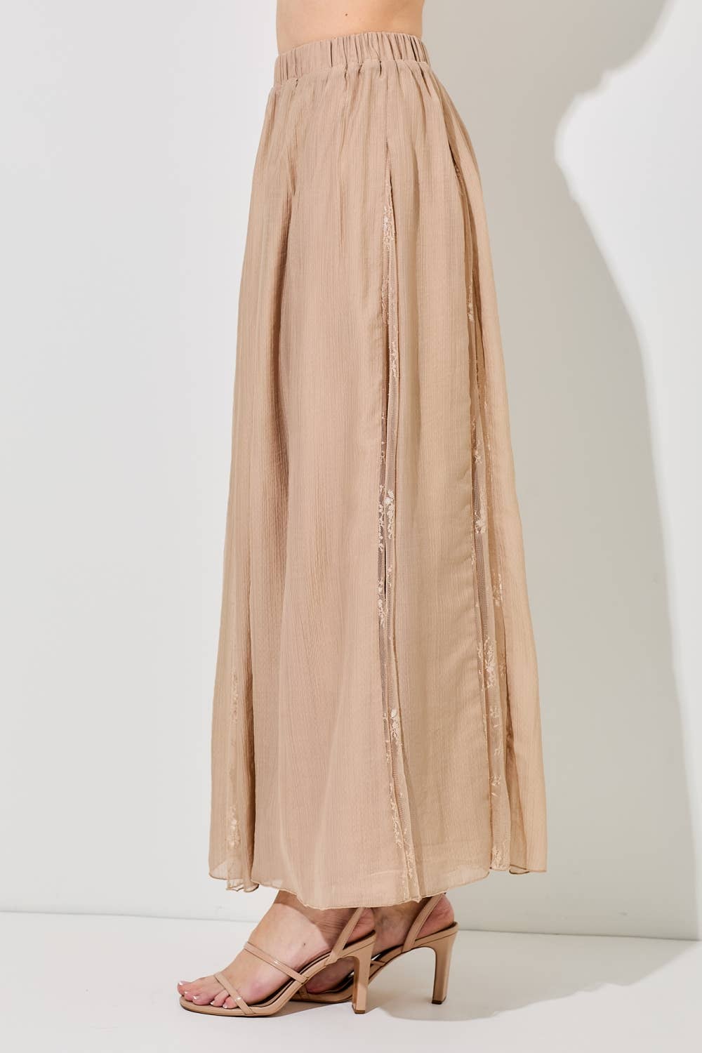 PRINTED FLORAL SHEER MAXI SKIRT