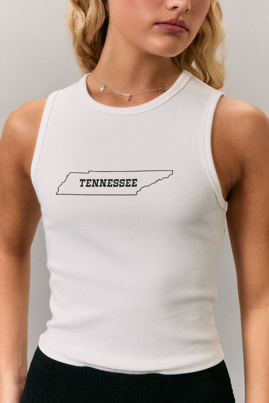 "TENNESSEE" STATE OUTLINE PRINTED SLEEVELESS ROUND NECK TANK